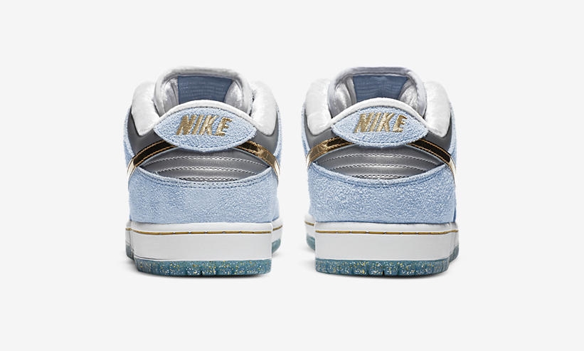 【12/18、12/19 発売】ショーン・クライヴァー × ナイキ SB ダンク ロー “ホワイト/サイコブルー” (Sean Cliver x NIKE SB DUNK LOW “White/Psychic Blue”) [DC9936-100]