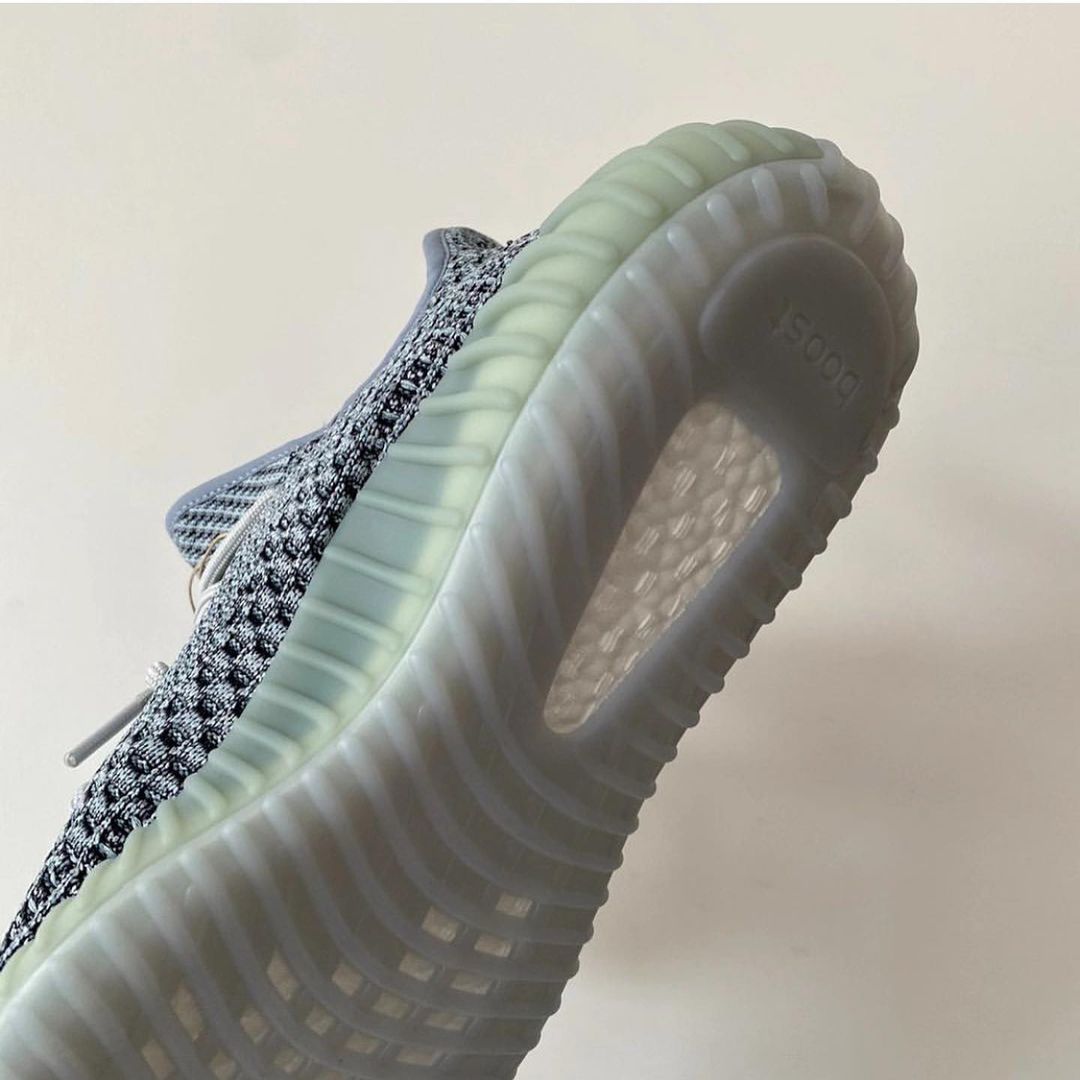 海外 2/27 発売予定！アディダス オリジナルス イージー 350 V2 “アッシュブルー” (adidas Originals YEEZY 350 V2 “Ash Blue”)