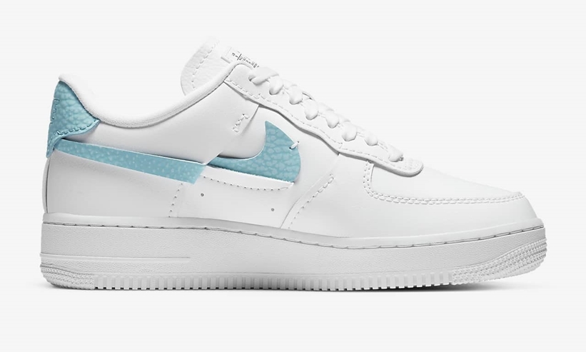 ナイキ ウィメンズ エア フォース 1 ロー “スネーク” ホワイト/ピンク/アクア (NIKE WMNS AIR FORCE 1 LOW “Snake” White/Pink Rise/Bleached Aqua) [DC1164-101]