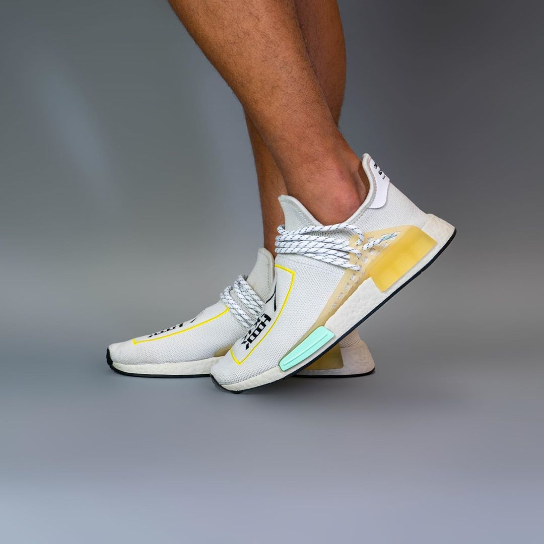 10/26 発売！アジア限定！Pharrell Williams x adidas Originals NMD TRAIL HU “White/Human Race” (ファレル・ウィリアムス アディダス オリジナルス エヌエムディー “ホワイト/人類”) [Q46467]