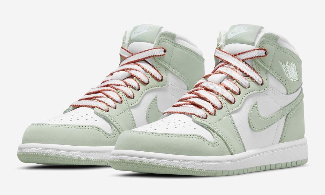 NIKE AIR JORDAN1 HIGH SEAFOAM CD0461-002