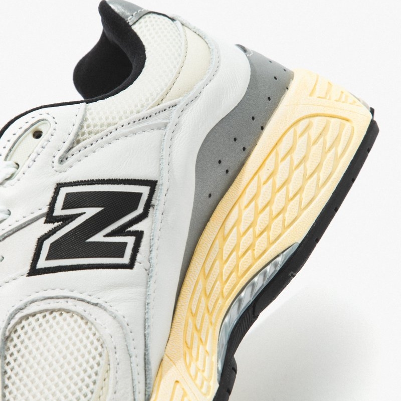 国内 11/14 発売！thisisneverthat × New Balance ML2002 RN/RT “Grey/White” (ディスイズネバーザット ニューバランス “グレー/ホワイト”)