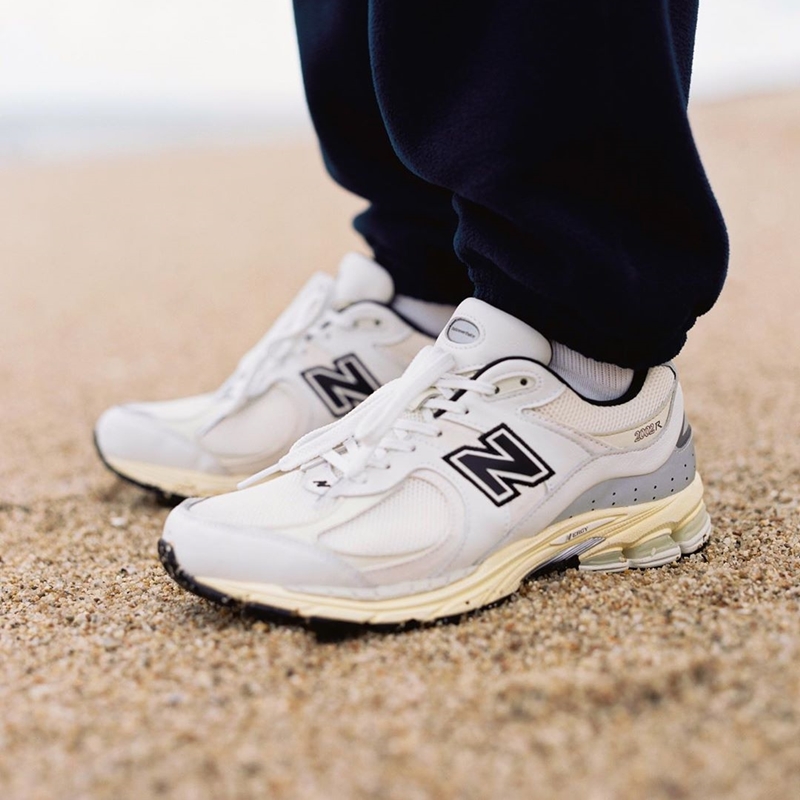 国内 11/14 発売！thisisneverthat × New Balance ML2002 RN/RT “Grey/White” (ディスイズネバーザット ニューバランス “グレー/ホワイト”)