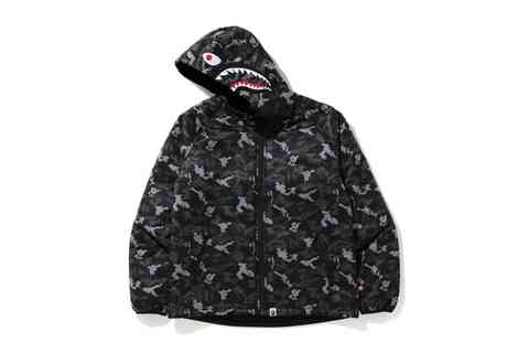 A BATHING APEからDIGITAL CAMOを使用したジャケット「DIGITAL CAMO SHARK PADDED HOODIE JACKET」が10/24から発売 (ア ベイシング エイプ)