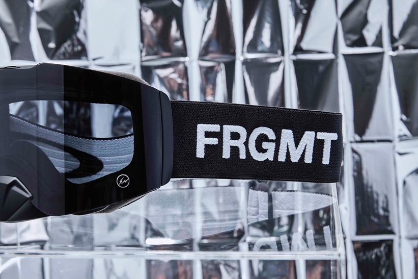 FRAGMENT × OAKLEY 新作コラボ “Frogskins”や”スノーゴーグル2型”が10/31から発売 (フラグメント オークリー “フロッグスキン” 藤原ヒロシ)