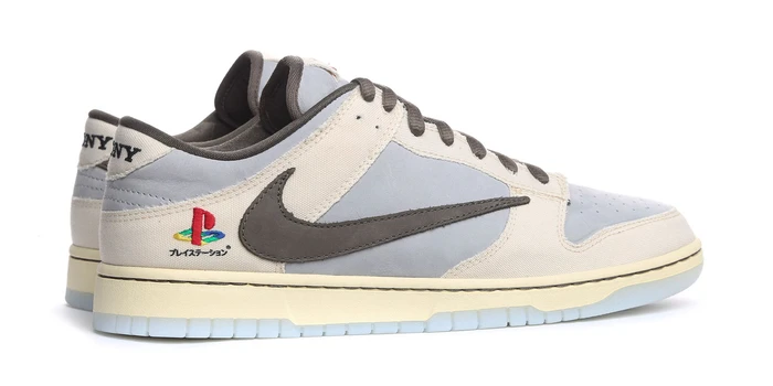 プレイステーション 5 × トラビス・スコット × ナイキ ダンク ローが登場 (PlayStation TRAVIS SCOTT NIKE DUNK LOW)