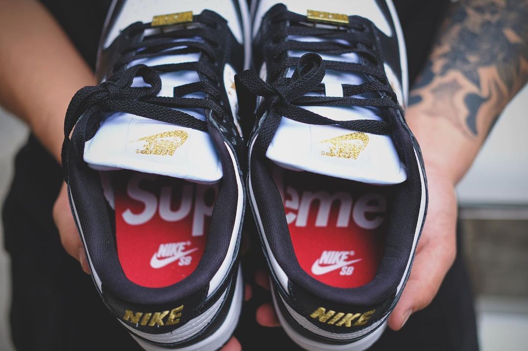 国内 3/6 発売！シュプリーム × ナイキ SB ダンク ロー OG QS “クロコスキン/ゴールドスター” (SUPREME NIKE SB DUNK LOW OG QS “Croc Skin/Gold Stars”) [DH3228-100,101,102,103]