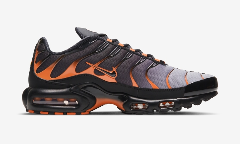 ナイキ エア マックス プラス “グレー/ブラック/オレンジ” (NIKE AIR MAX PLUS “Grey/Black/Orange”) [DD7111-002]
