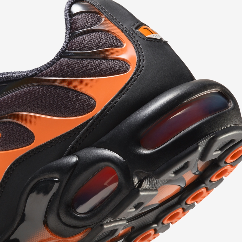 ナイキ エア マックス プラス “グレー/ブラック/オレンジ” (NIKE AIR MAX PLUS “Grey/Black/Orange”) [DD7111-002]