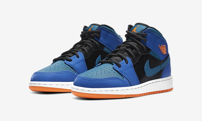 ナイキ GS エア ジョーダン 1 ミッド “レーシングブルー/ブラック/ダッチオレンジ” (NIKE GS AIR JORDAN 1 MID “Racing Blue/Black/Dutch Orange”) [554725-440]