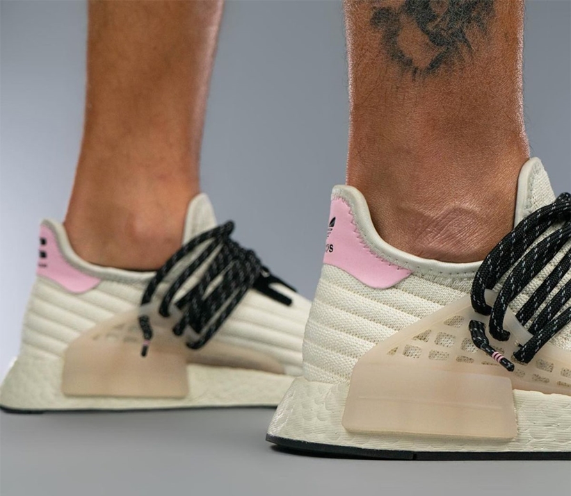 Pharrell Williams x adidas Originals NMD TRAIL HU “Cream/Blue/Pink” (ファレル・ウィリアムス アディダス オリジナルス エヌエムディー “クリーム/ブルー/ピンク”)