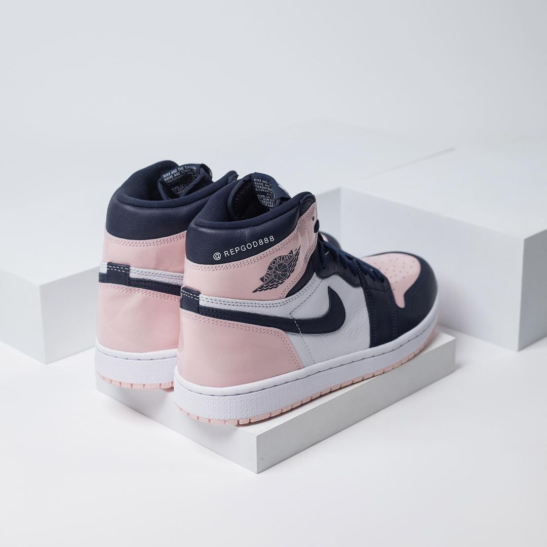 【国内 12/22 発売】ナイキ ウィメンズ エア ジョーダン 1 ハイ OG SE “アトモスフィア/レーサーピンク” (NIKE WMNS AIR JORDAN 1 HIGH OG SE “Atmosphere/White/Laser Pink/Obsidian”) [DD9335-641]