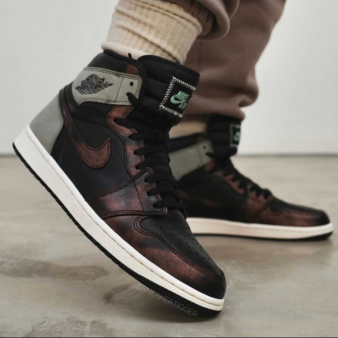 NIKE AIR JORDAN1 ナイキエアジョーダン1 Rust Shadow