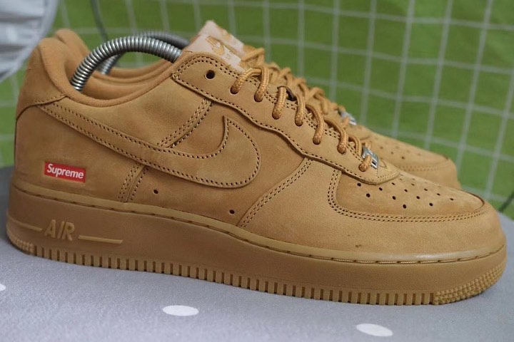 海外 9/2、国内 9/4 発売予定？SUPREME × NIKE AIR FORCE 1 LOW “Flax” (シュプリーム ナイキ エア フォース 1 ロー “フラックス” 2021)