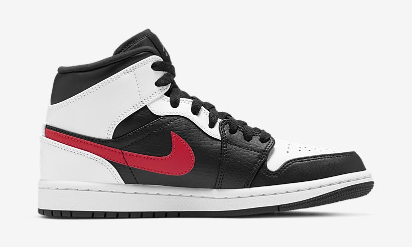 国内 1/22 発売！ナイキ エア ジョーダン 1 ミッド “ブラック/チリレッド/ホワイト” (NIKE AIR JORDAN 1 MID “Black/Chile Red/White”) [554724-075]