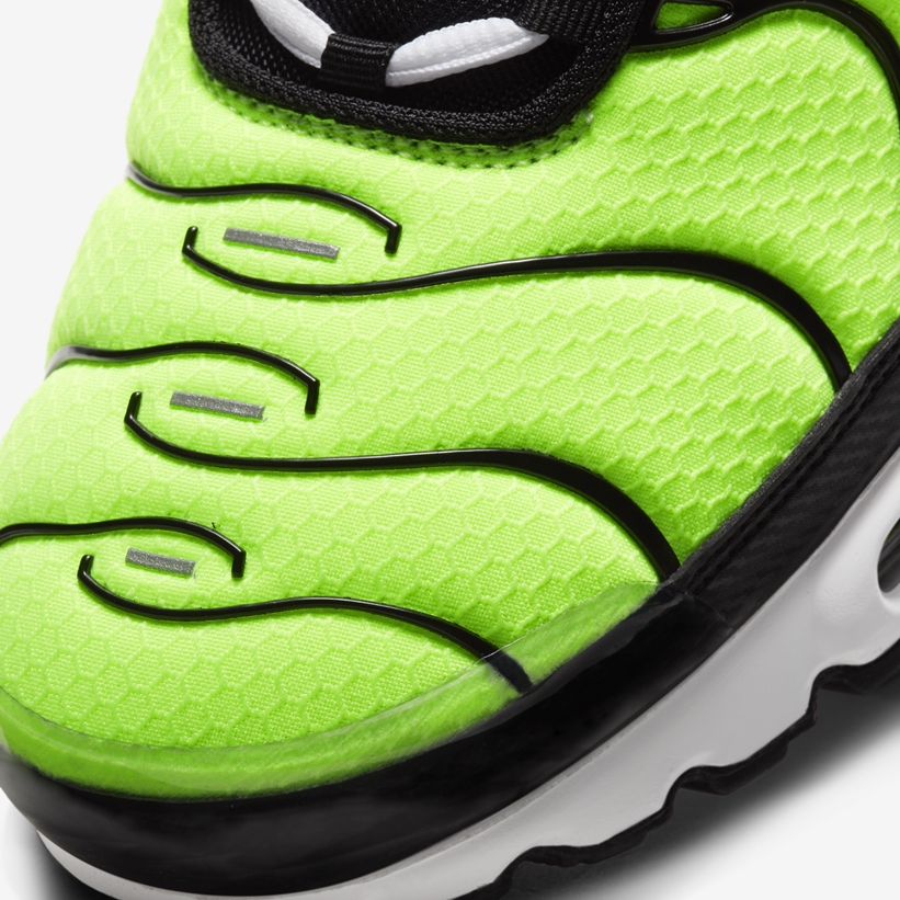 ナイキ エア マックス プラス “ボルト/ブラック” (NIKE AIR MAX PLUS “Volt/Black”) [CV8838-300]