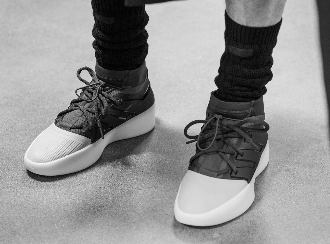 【国内 12/4 順次発売】Fear of God Athletics (ジェリー・ロレンゾ フィア オブ ゴッド adidas アスレチックス)