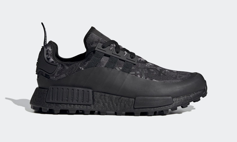 GORE-TEXを採用した防水アッパーを装備！adidas Originals NMD_R1 TR GTX “Triple Black” (アディダス オリジナルス エヌ エム ディー TR ゴアテックス “トリプルブラック”) [FZ3607]