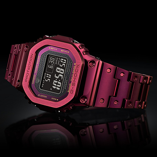 初代G-SHOCK「DW-5000C」の遺伝子を受け継ぐフルメタルスクエアモデルのGMW-B5000から新色「Red」が12月発売 (Gショック ジーショック)