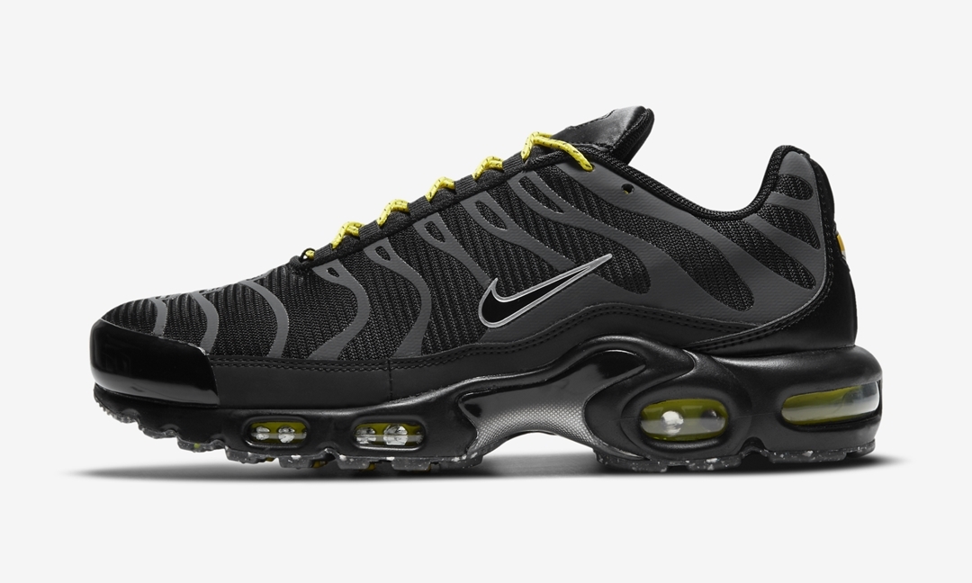 ナイキ エア マックス プラス “ブラック/イエロー” (NIKE AIR MAX PLUS “Black/Yellow”) [DD7112-002]