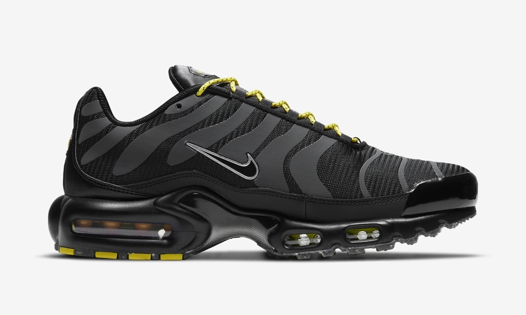 ナイキ エア マックス プラス “ブラック/イエロー” (NIKE AIR MAX PLUS “Black/Yellow”) [DD7112-002]