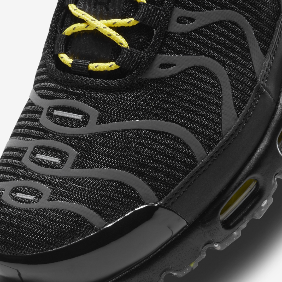 ナイキ エア マックス プラス “ブラック/イエロー” (NIKE AIR MAX PLUS “Black/Yellow”) [DD7112-002]