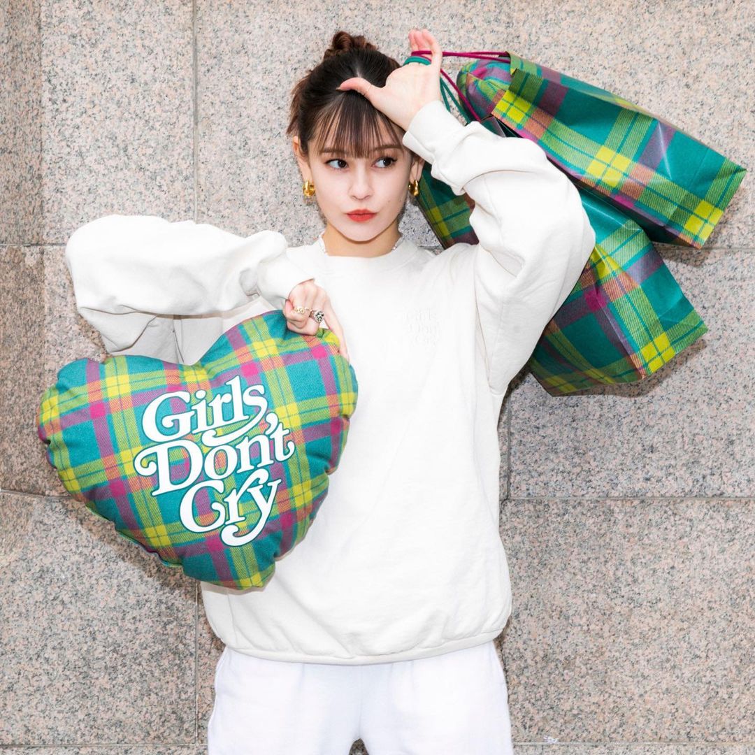 Girls Don’t Cry Crew neck 新品未開封 Sサイズ 伊勢丹