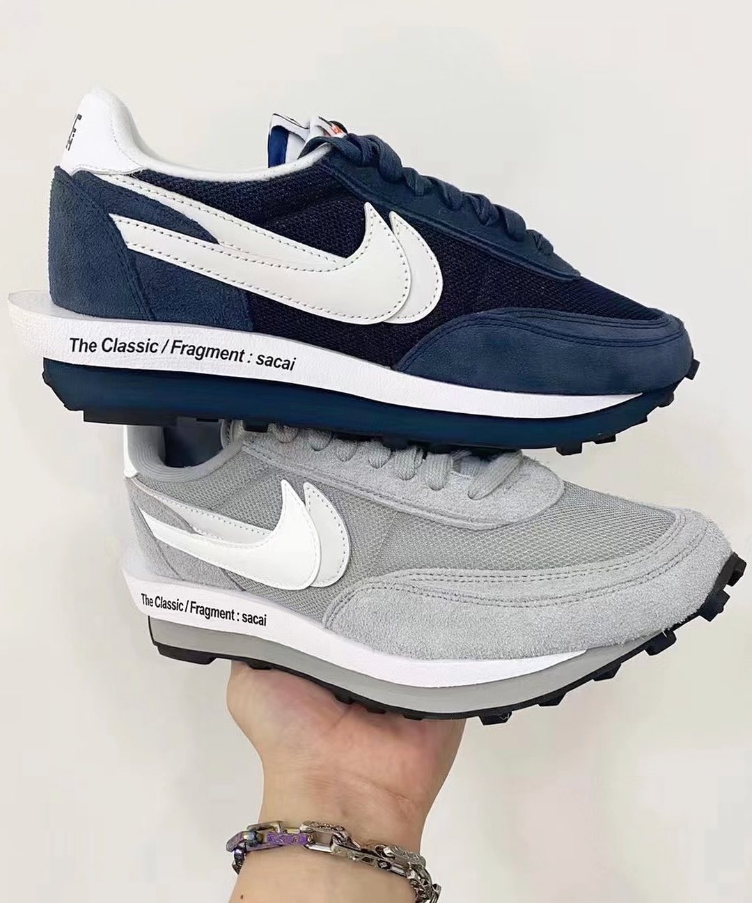 国内 8/24 発売予定】FRAGMENT × Sacai × NIKE LDwaffle SF “Grey/Blue ...