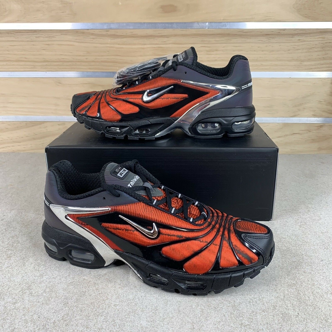 国内 4/2、6/12 発売！Skepta x NIKE AIR MAX TAILWIND V “Black/University Red” (スケプタ ナイキ エア マックス テイルウィンド 5 “ブラック/ユニバーシティレッド”) [CU1706-001/CQ8714-100]