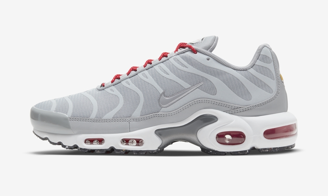 ナイキ エア マックス プラス “グレー/レッド” (NIKE AIR MAX PLUS “Grey/Red”) [DD7112-001]