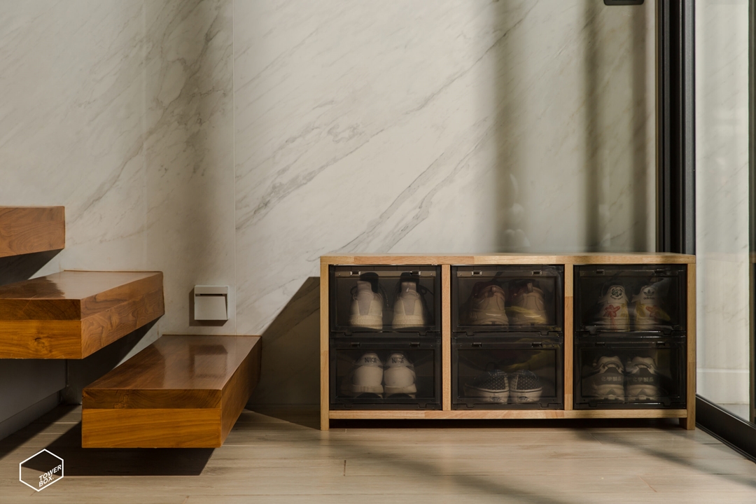 【国内 11/24 発売】ローテーブルにもスツールにもなっちゃう「TOWER BOX SNEAKERS WOODEN STOOL」が発売 (タワーボックス)