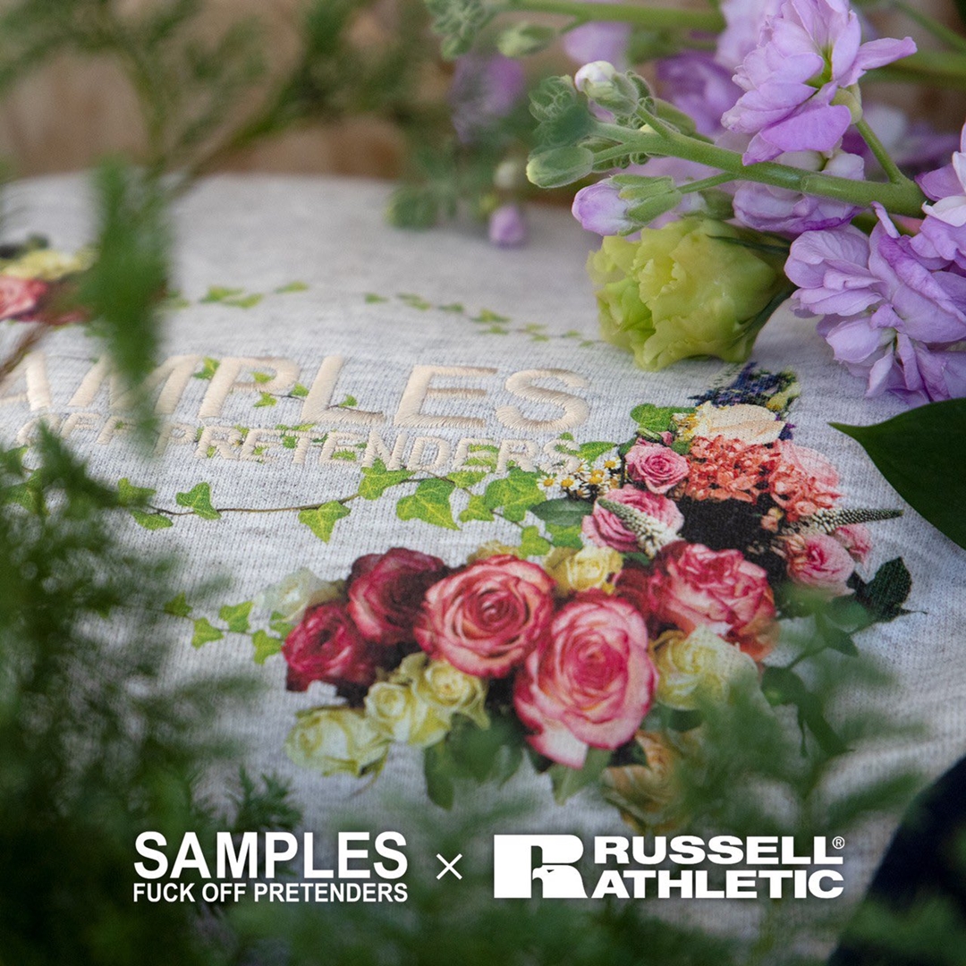 カラフルな薔薇を配置したSAMPLES × RUSSELL ATHLETIC コラボフーディが1/16発売 (サンプルズ ラッセル・アスレチック)