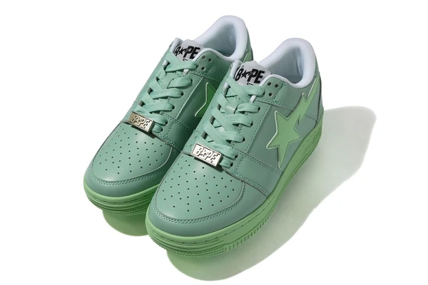 BAPE STA LADIESからペールトーンのでまとめ上げた「BAPE STA LOW」が1/23 発売 (A BATHING APE ア ベイシング エイプ)