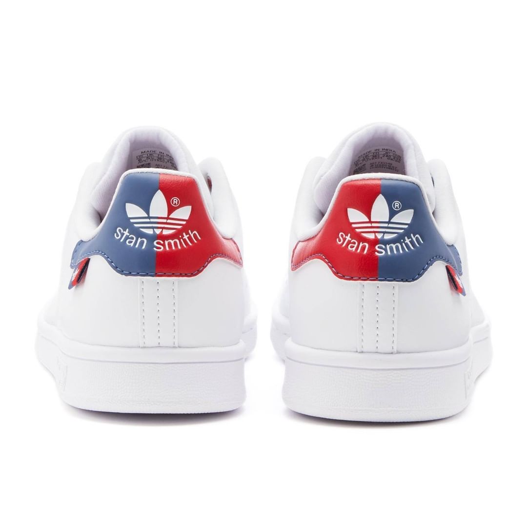 真っ白の地にアクセントカラーが効いたアディダス オリジナルス スタンスミス (adidas Originals STAN SMITH) [FX5541,FX5548]