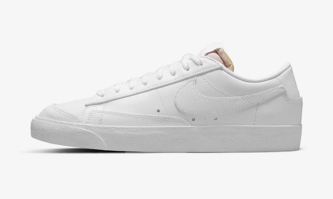 ナイキ ブレーザー ロー 77 ビンテージ “トリプルホワイト” (NIKE BLAZER LOW 77 VINTAGE “Triple White”) [DC4769-101]