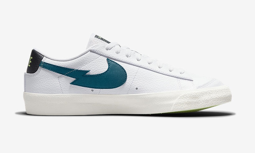 ナイキ ブレーザー ロー 77 ビンテージ “ホワイト/アクアマリン” (NIKE BLAZER LOW 77 VINTAGE “White/Aquamarine”) [DJ6895-100]