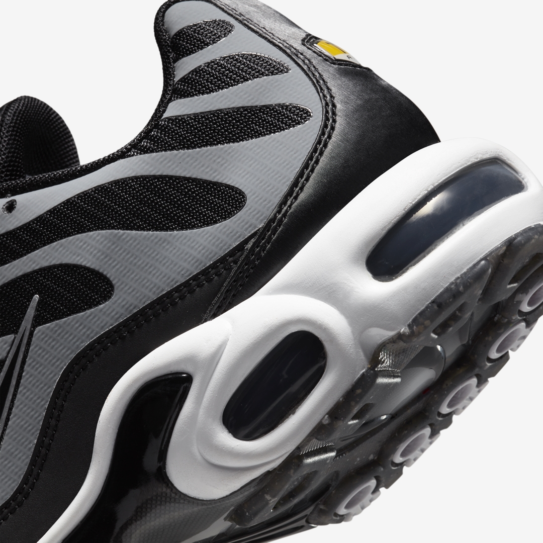 ナイキ エア マックス プラス “ブラック/ホワイト” (NIKE AIR MAX PLUS “Black/White”) [DM2466-001,100]