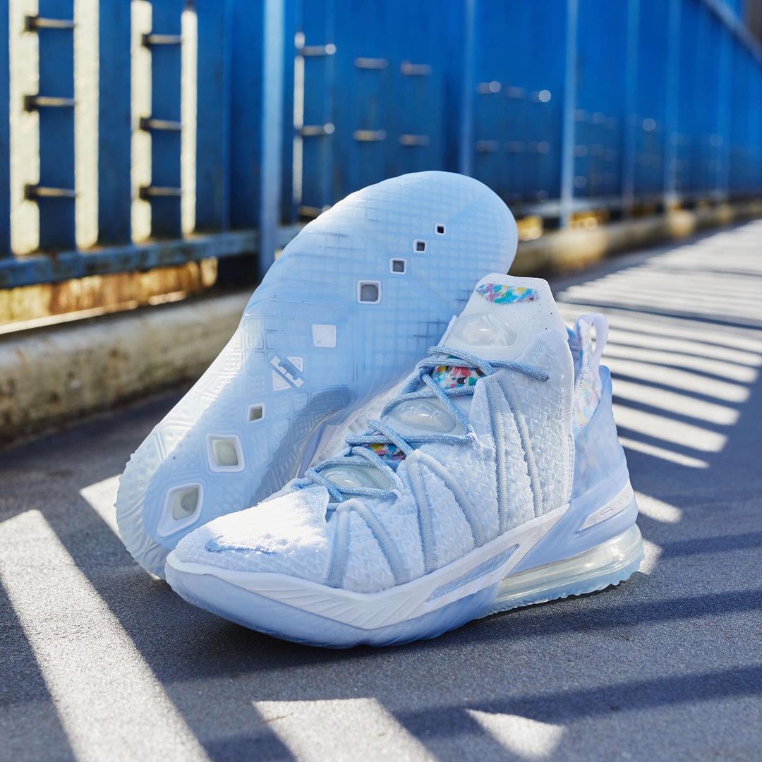 2/13 発売！ナイキ レブロン 18 “ブルーティント” (NIKE LEBRON XVIII “Blue Tint”) [CW3156-400]