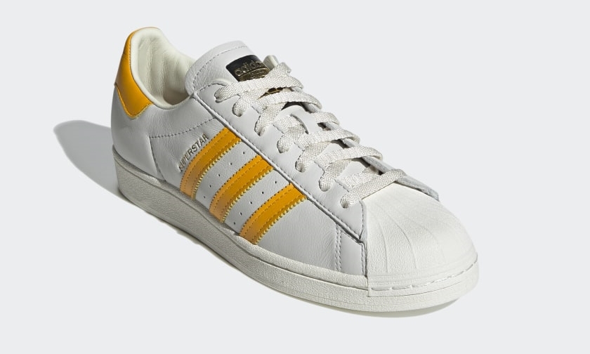 adidas Originals SUPERSTAR “Off White/Collegiate Gold” (アディダス オリジナルス スーパースター “オフホワイト/カレッジゴールド”) [H68170]