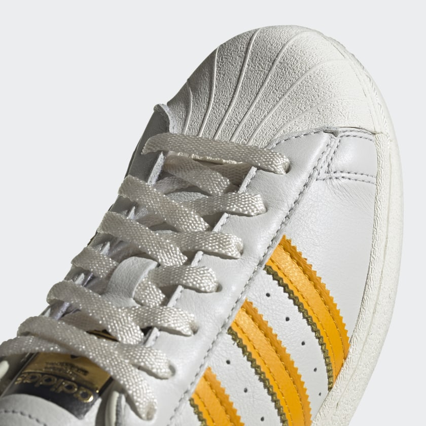 adidas Originals SUPERSTAR “Off White/Collegiate Gold” (アディダス オリジナルス スーパースター “オフホワイト/カレッジゴールド”) [H68170]