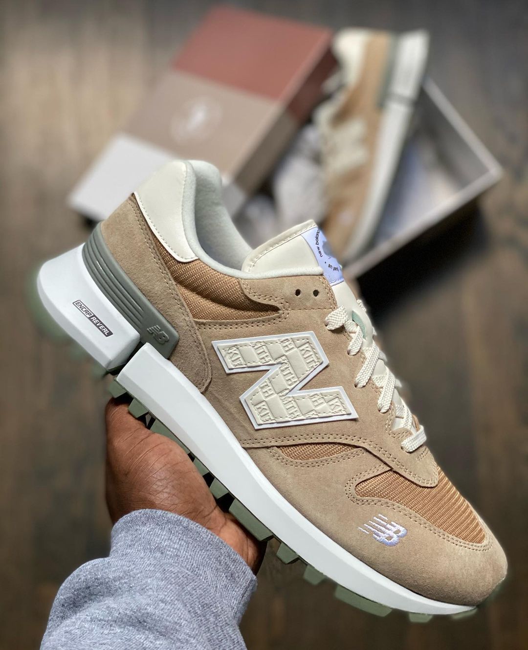 【7/12 発売】KITH RONNIE FIEG × New Balance RC1300 3カラー (キス ニューバランス M1300)