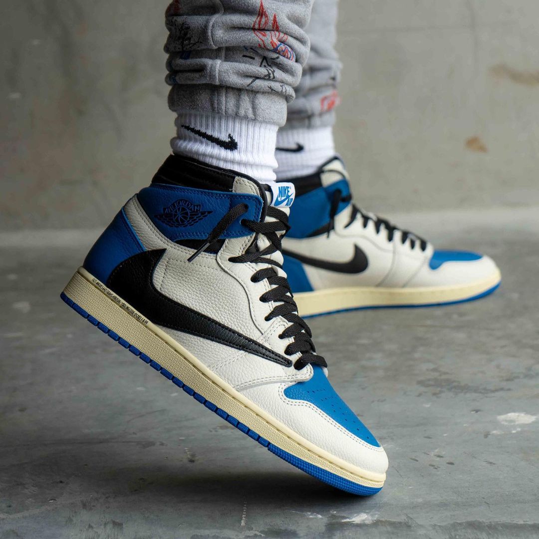 【いいね17→22】TRAVIS SCOTT × FRAGMENT × NIKE