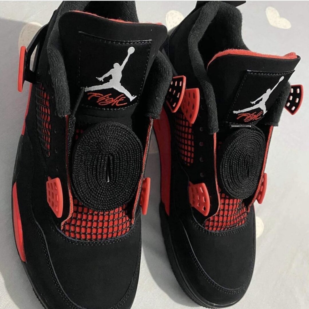 【国内 1/29 発売】ナイキ エア ジョーダン 4 レトロ “ブラック/ホワイト/レッド” (NIKE AIR JORDAN 4 RETRO “Black/White/Red”) [CT8527-016]