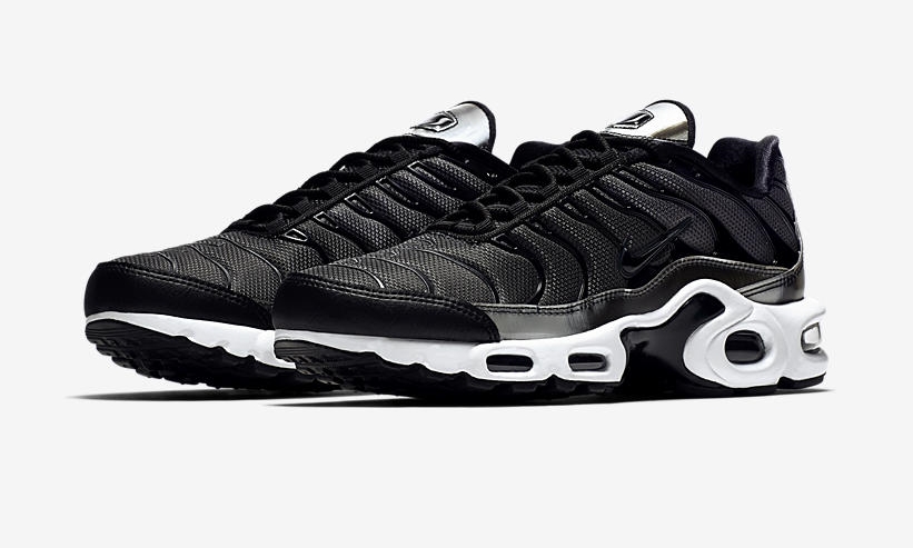 ナイキ ウィメンズ エア マックス プラス “ブラック/アンスラサイト/ホワイト” (NIKE WMNS AIR MAX PLUS “Black/Anthracite/White”) [862201-003]