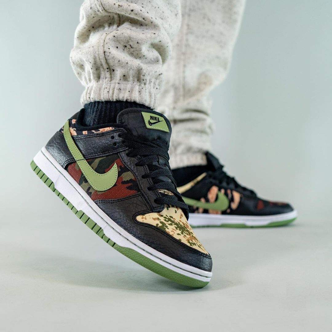 【国内 7/16、7/30 発売予定】ナイキ ダンク ロー SE “マルチカモ/ブラック/オイルグレー” (NIKE DUNK LOW SE “Multi Camo/Black/Oil Green”) [DH0957-001]