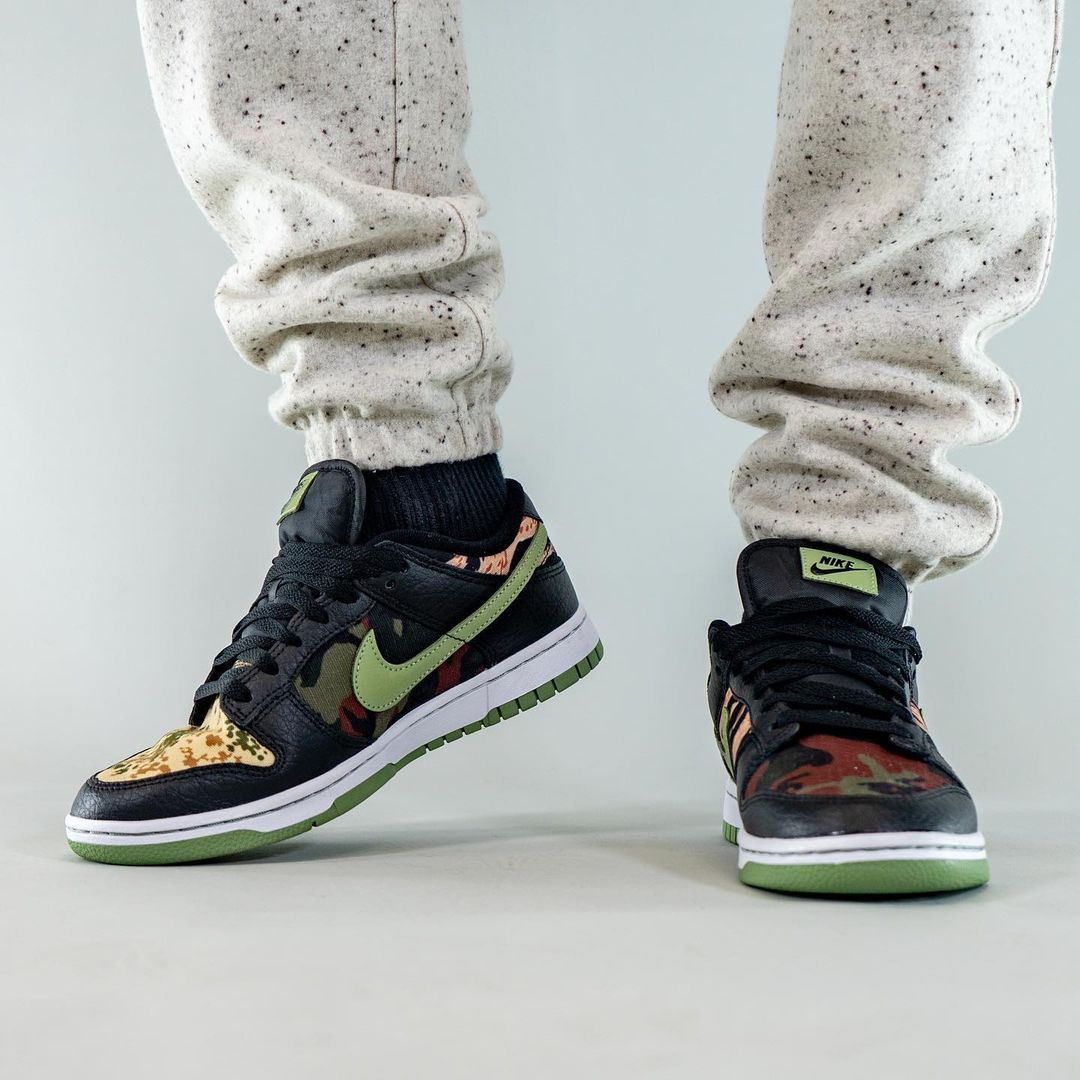 【国内 7/16、7/30 発売予定】ナイキ ダンク ロー SE “マルチカモ/ブラック/オイルグレー” (NIKE DUNK LOW SE “Multi Camo/Black/Oil Green”) [DH0957-001]