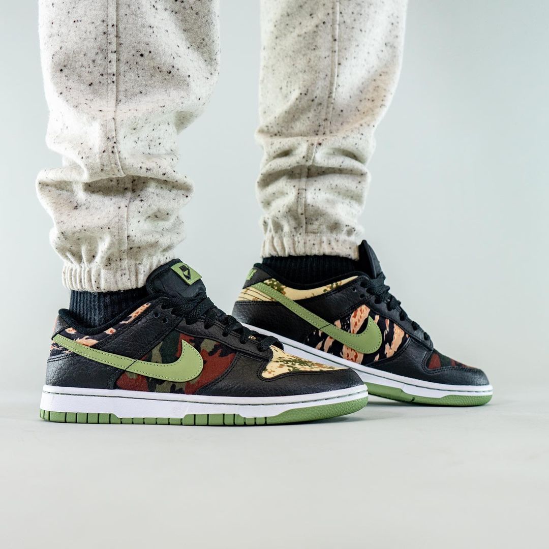 【国内 7/16、7/30 発売予定】ナイキ ダンク ロー SE “マルチカモ/ブラック/オイルグレー” (NIKE DUNK LOW SE “Multi Camo/Black/Oil Green”) [DH0957-001]