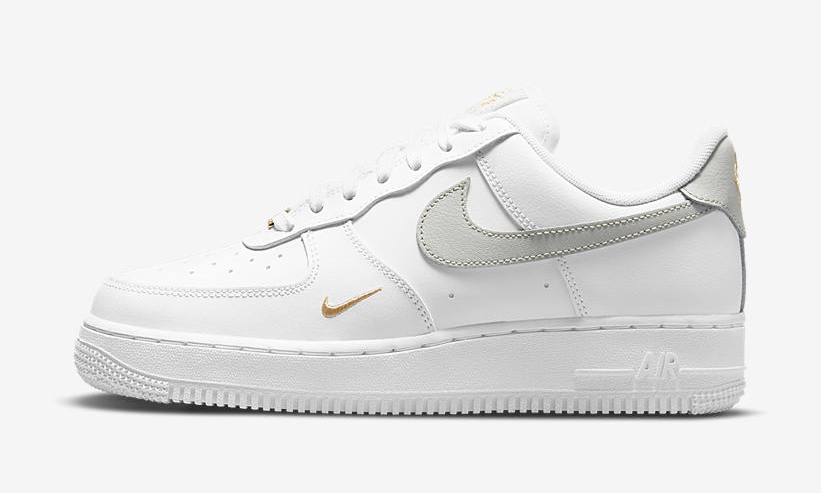 ナイキ エア フォース 1 ロー “ホワイト/グレー/ゴールド” (NIKE AIR FORCE 1 LOW “White/Grey/Gold”) [CZ0270-106]