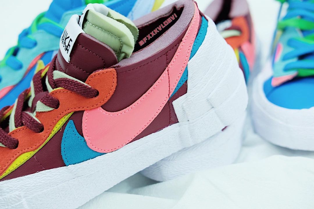 【国内 11/26、11/27、12/9、12/10 発売】sacai x KAWS × NIKE BLAZER LOW (サカイ カウズ ナイキ ブレーザー ロー) [DM7901-400/DM7901-500/DM7901-600]