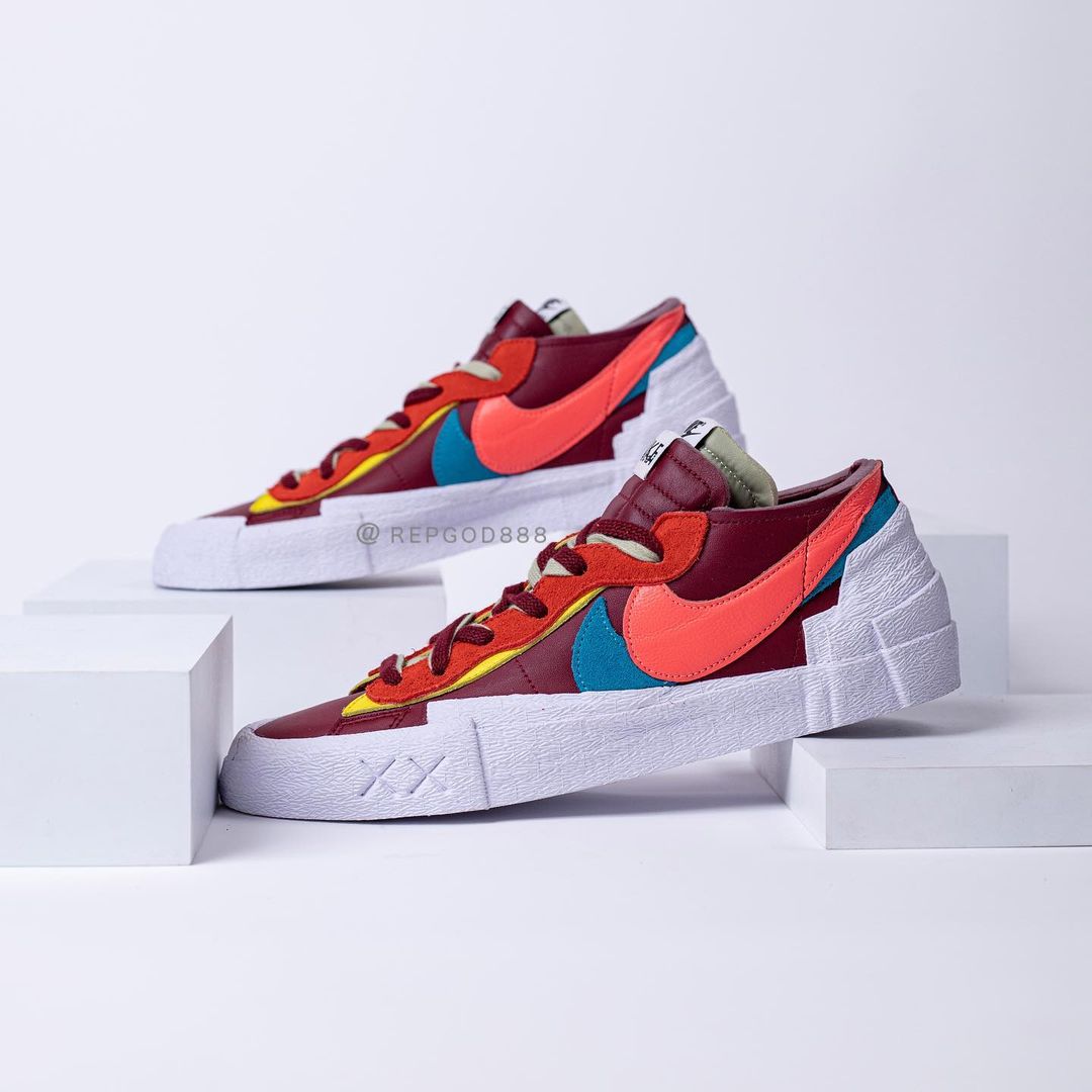 【国内 11/26、11/27、12/9、12/10 発売】sacai x KAWS × NIKE BLAZER LOW (サカイ カウズ ナイキ ブレーザー ロー) [DM7901-400/DM7901-500/DM7901-600]